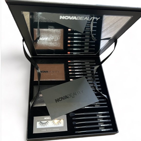 FASHIONNOVA Nova Beauty New Eye Collection Box w/ Mirror - 23 Piece Set - Picture 6 of 16